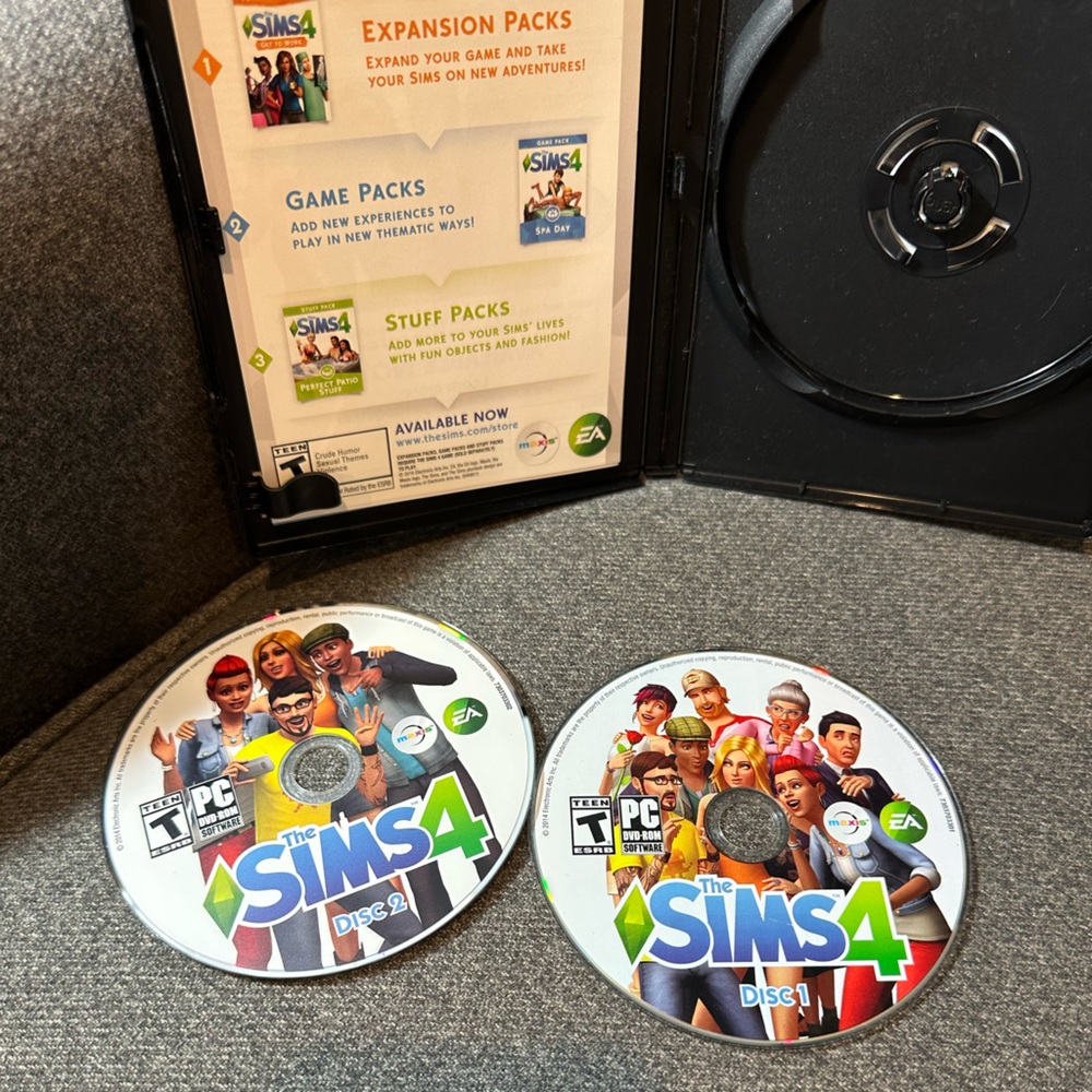The Sims 4 (PC/MAC) DVD (Includes Manual) - Picture 5 of 9
